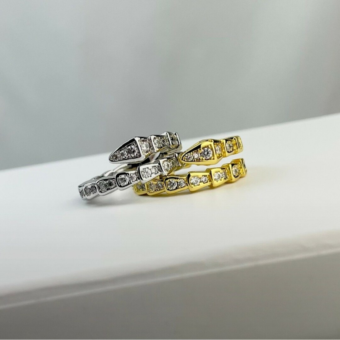 新品☆リング　スネーク　CZダイヤモンド　レディース　ジルコニア　指輪　シルバー レディースのアクセサリー(リング(指輪))の商品写真