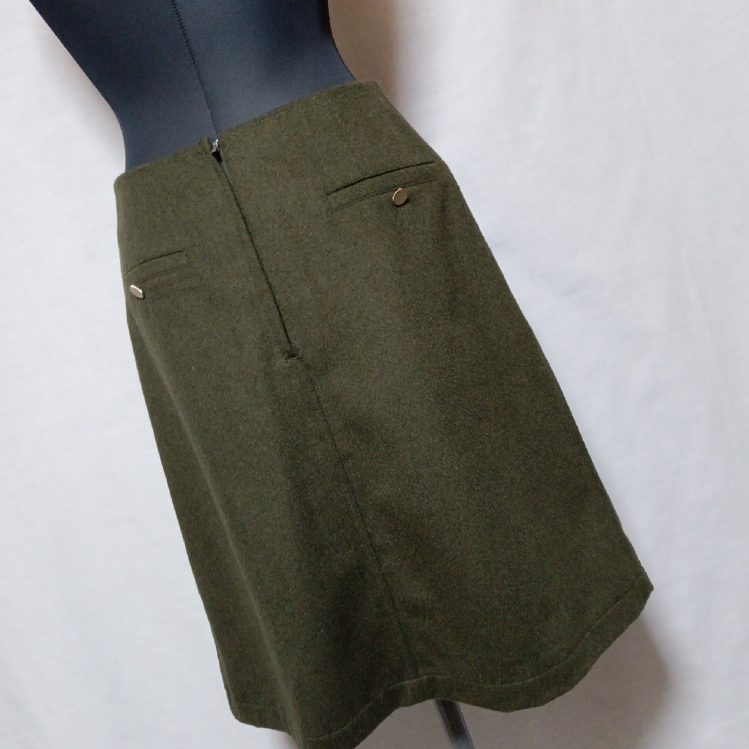 AuieF(アウィーエフ)の新品 38 アウィーエフ ウール混 スカート レディースのスカート(ひざ丈スカート)の商品写真
