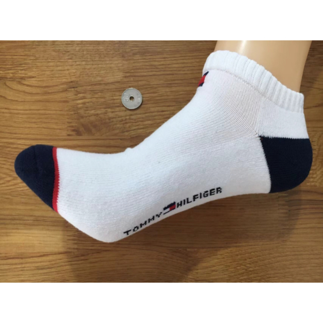 TOMMY HILFIGER(トミーヒルフィガー)の新品トミーヒルフィガーTOMMY HILFIGERメンズソックス3足セット850 メンズのレッグウェア(ソックス)の商品写真