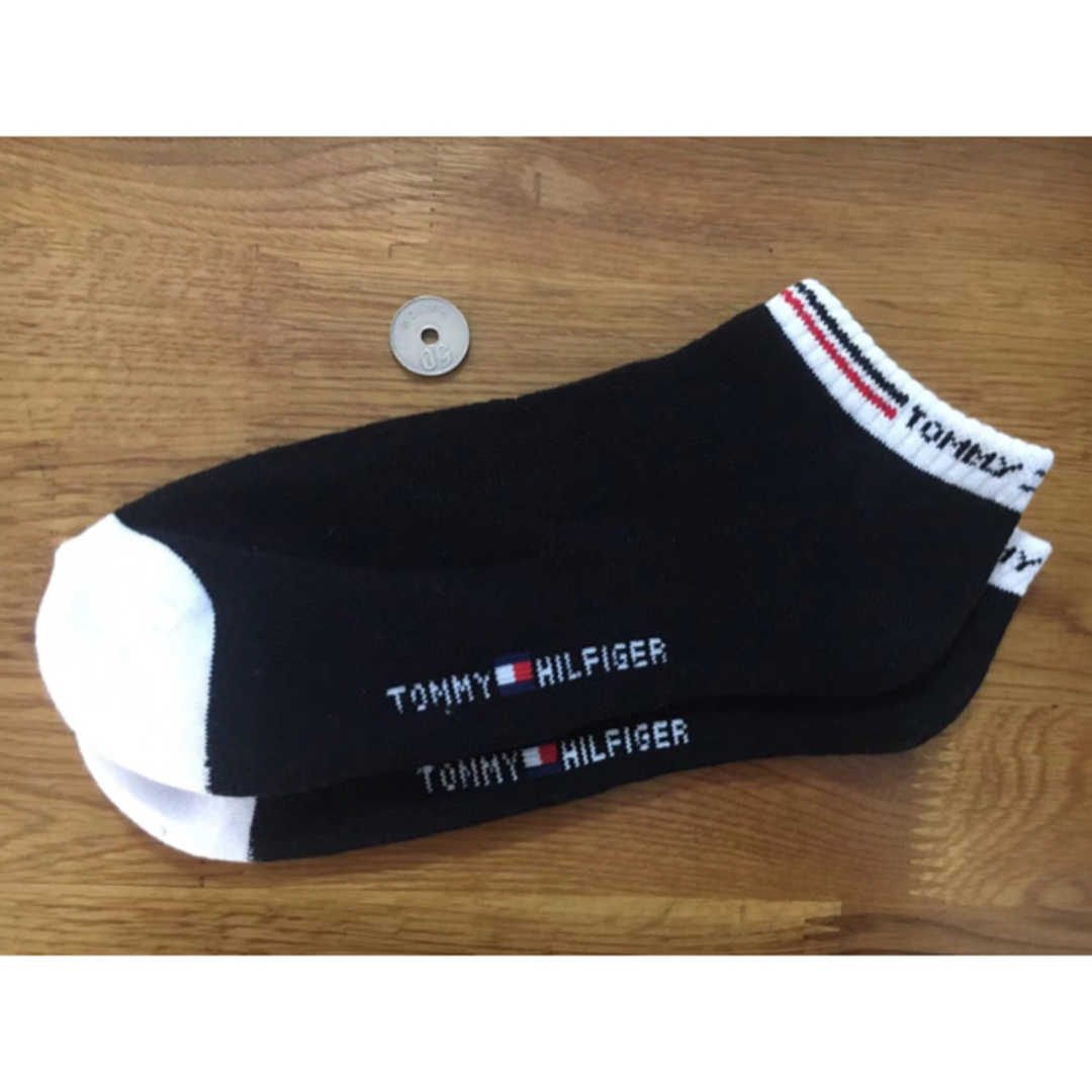 TOMMY HILFIGER(トミーヒルフィガー)の新品トミーヒルフィガーTOMMY HILFIGERメンズソックス3足セット850 メンズのレッグウェア(ソックス)の商品写真