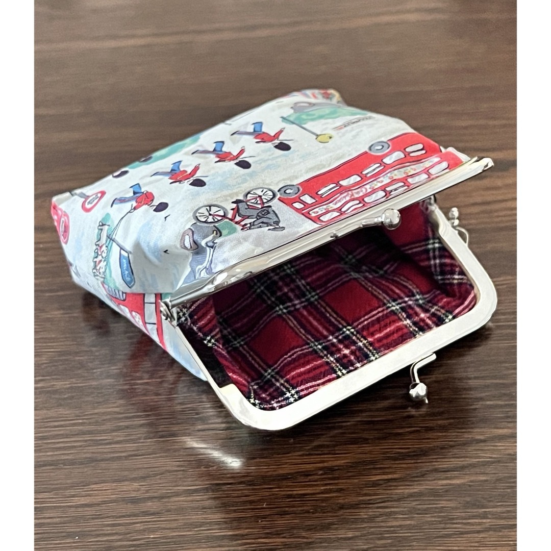 Cath Kidston(キャスキッドソン)のキャスキッドソン がま口財布 ハンドメイド コインケース 兵隊さん レディースのファッション小物(コインケース)の商品写真