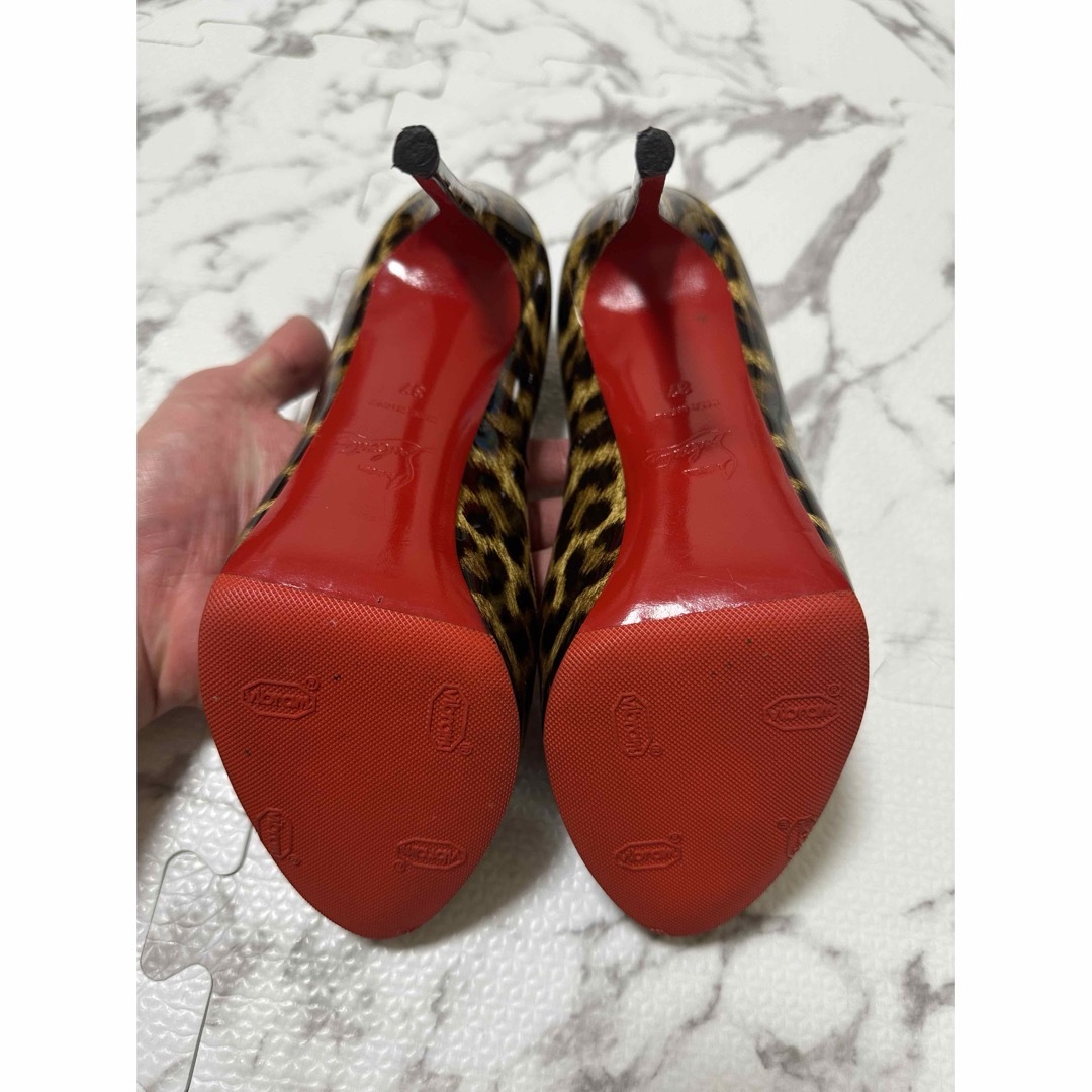 Christian Louboutin(クリスチャンルブタン)のChristian Louboutin クリスチャンルブタン　レオパードパンプス レディースの靴/シューズ(ハイヒール/パンプス)の商品写真