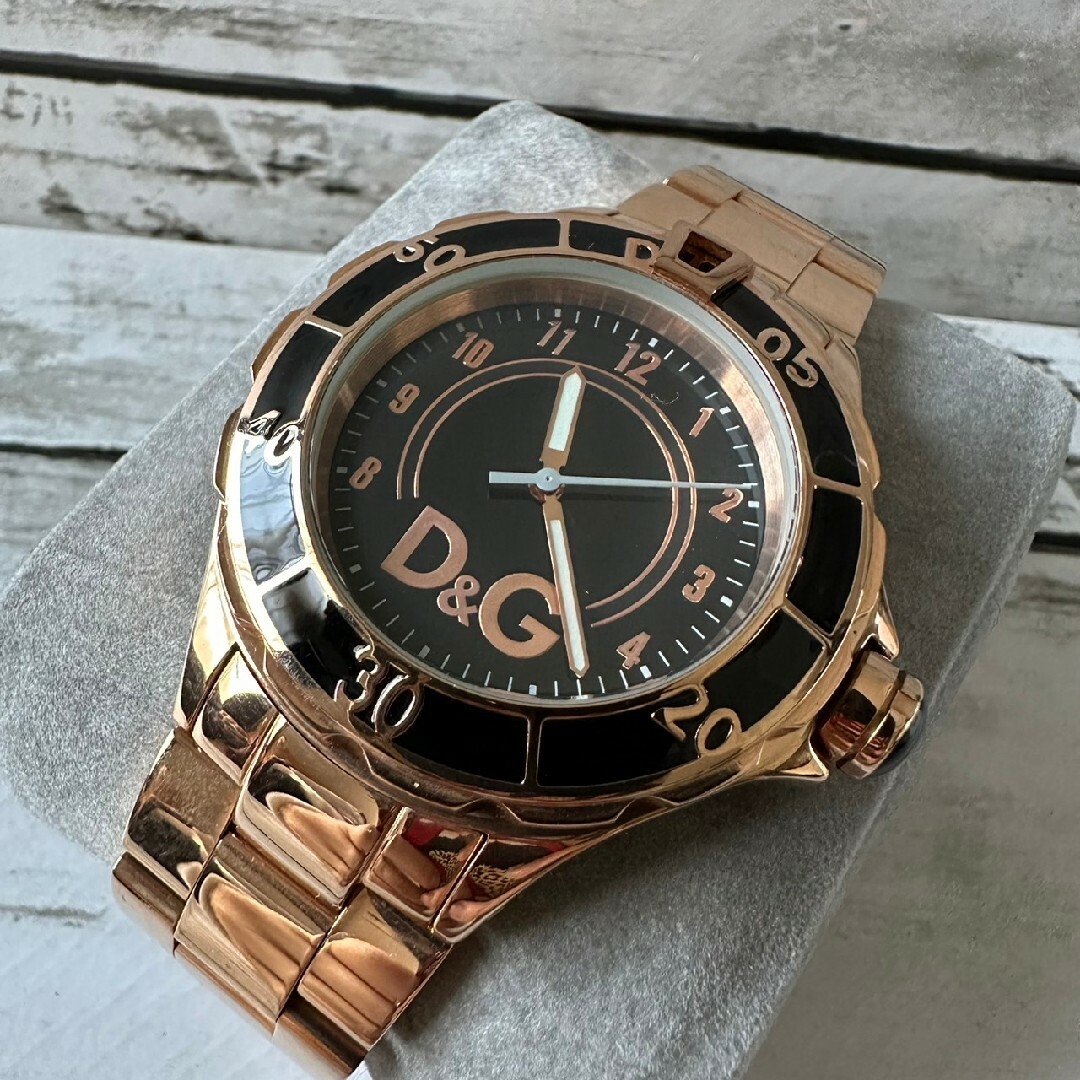 超美品 ドルガバ DW0660 D&G ドルチェ&ガッバーナ 腕時計仕様