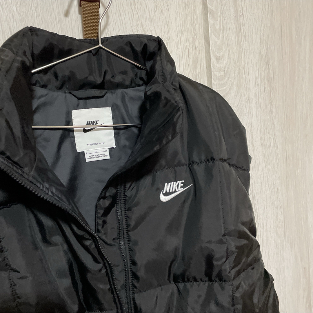 NIKE - 新品☆定価13860円☆NIKE☆Therma-FIT☆ベスト☆Mサイズ NIKE - 新品☆定価13860円☆NIKE☆Therma-FIT☆ベスト☆Mサイズ