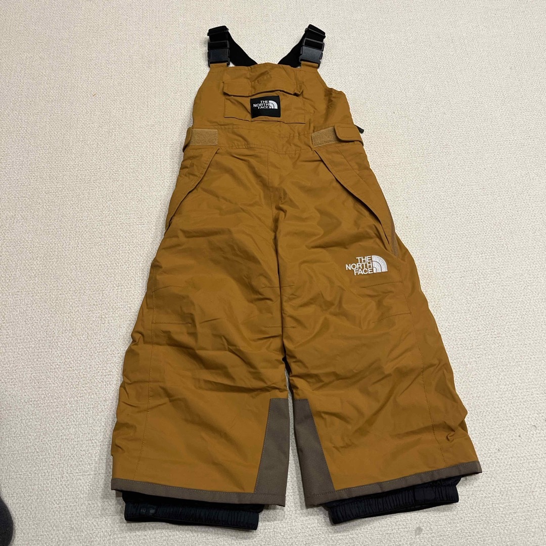 新品タグ付 デサント スイスチーム モデル ミドラー サイズ L スキー 新品タグ付 デサント スイスチーム モデル ミドラー サイズ L スキー