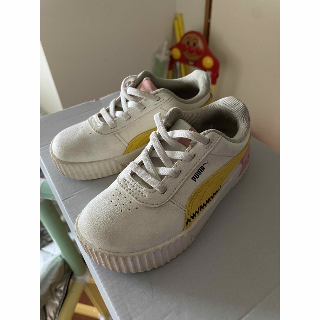 PUMA(プーマ)のキッズ　PUMA スニーカー　スヌーピー　16cm キッズ/ベビー/マタニティのキッズ靴/シューズ(15cm~)(スニーカー)の商品写真