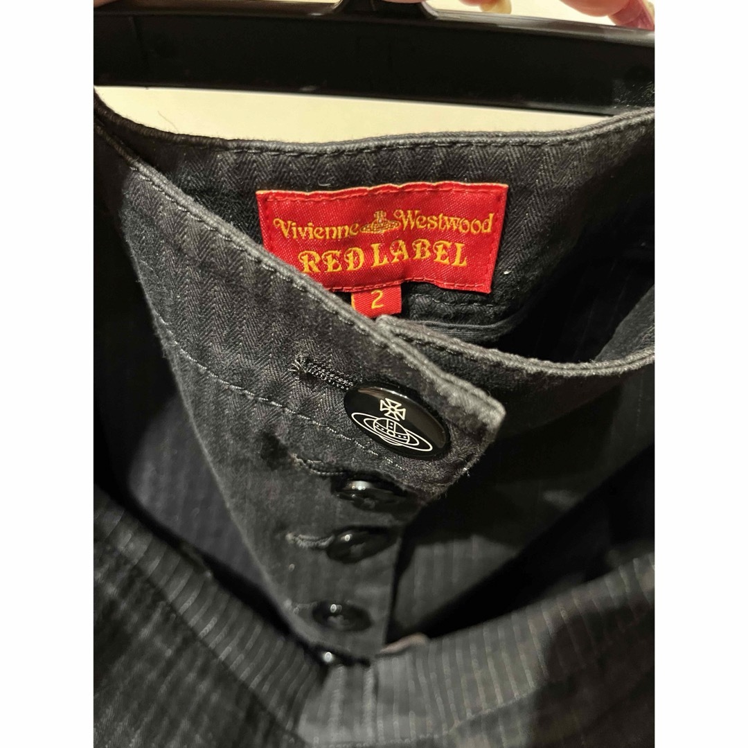 Vivienne Westwood(ヴィヴィアンウエストウッド)のVivienne Westwood RED LABEL／変形パンツ レディースのパンツ(ハーフパンツ)の商品写真