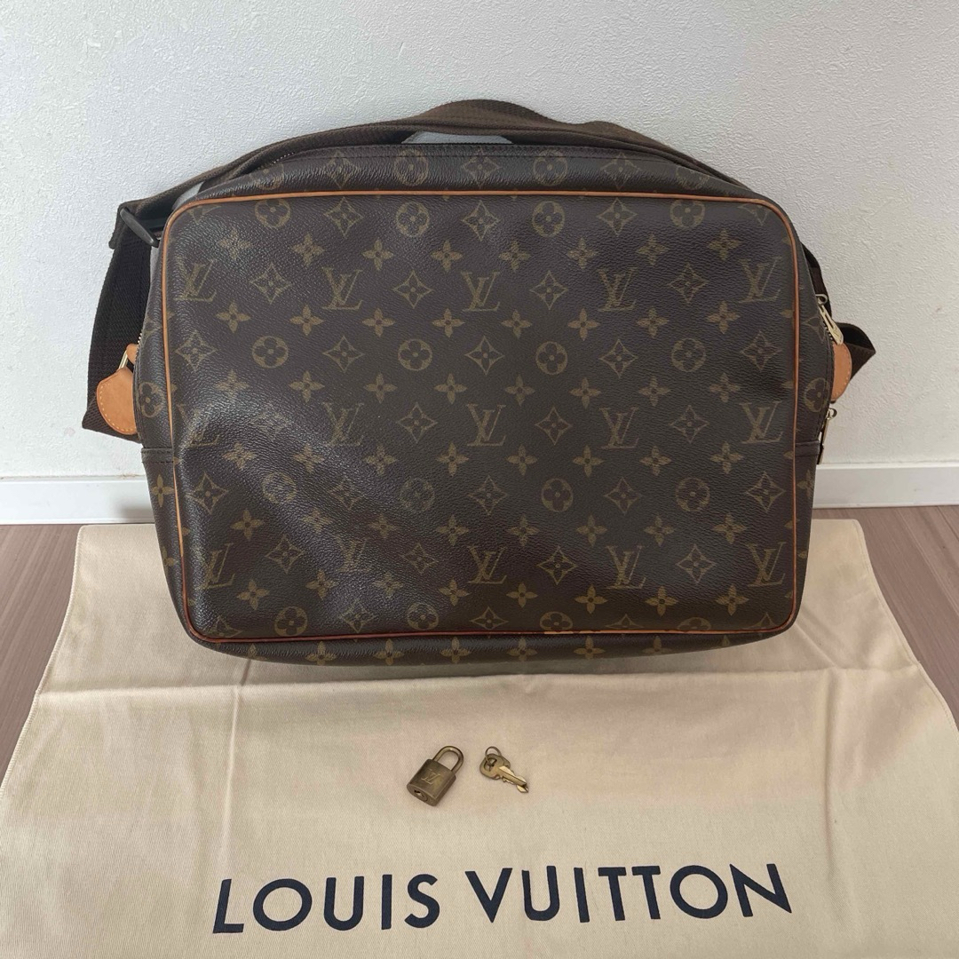 LOUIS VUITTON(ルイヴィトン)のルイヴィトン　リポーター GM レディースのバッグ(ショルダーバッグ)の商品写真