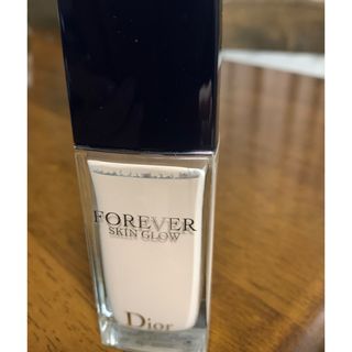 ディオール(Dior)のディオールスキン　フォーエヴァーフルイドグロウ　30ml  ON(ファンデーション)