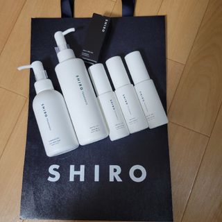 シロ(shiro)のシロ　shiro ハンド美容液　ボディミルク　ハンドソープ(ハンドクリーム)