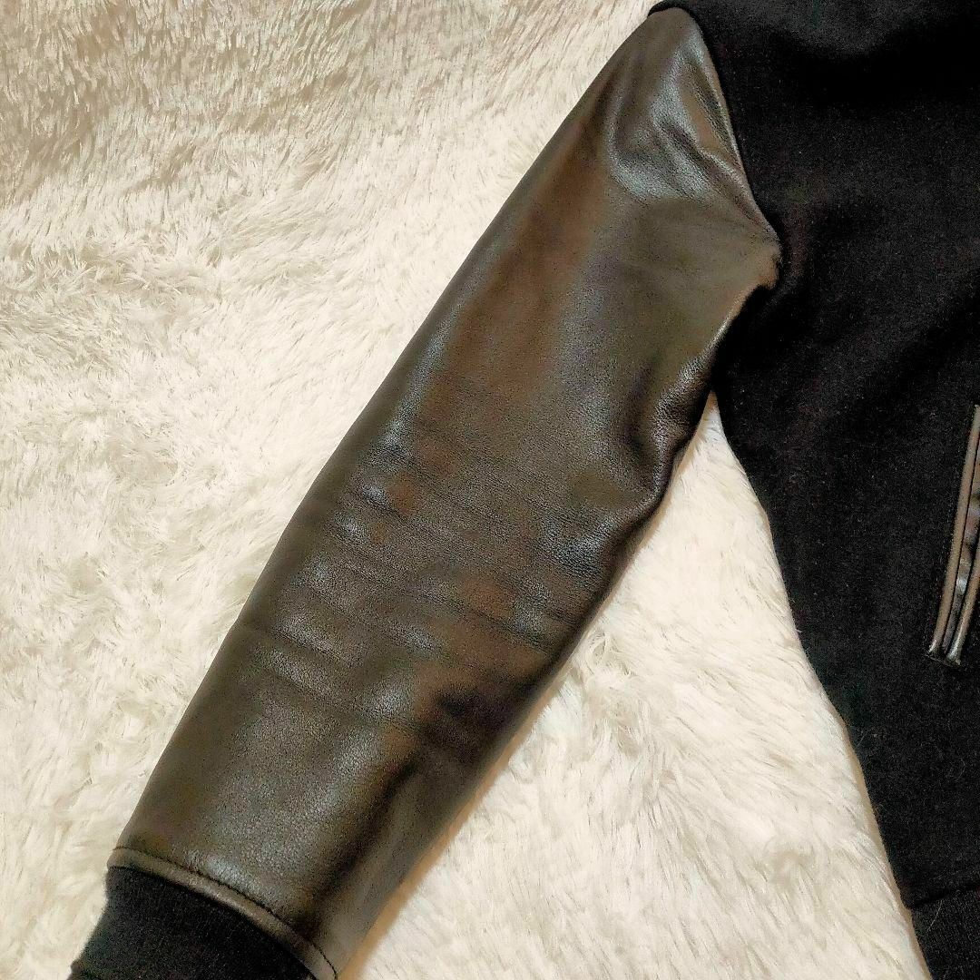 美品✨JOHN LAWRENCE SULLIVAN スタジャン 袖レザー　黒 メンズのジャケット/アウター(スタジャン)の商品写真