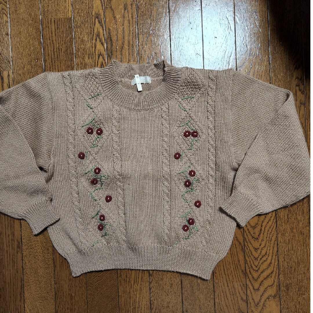 ◆セーター　刺繍　レディース　中古　昭和レトロ　メリノウール レディースのトップス(ニット/セーター)の商品写真