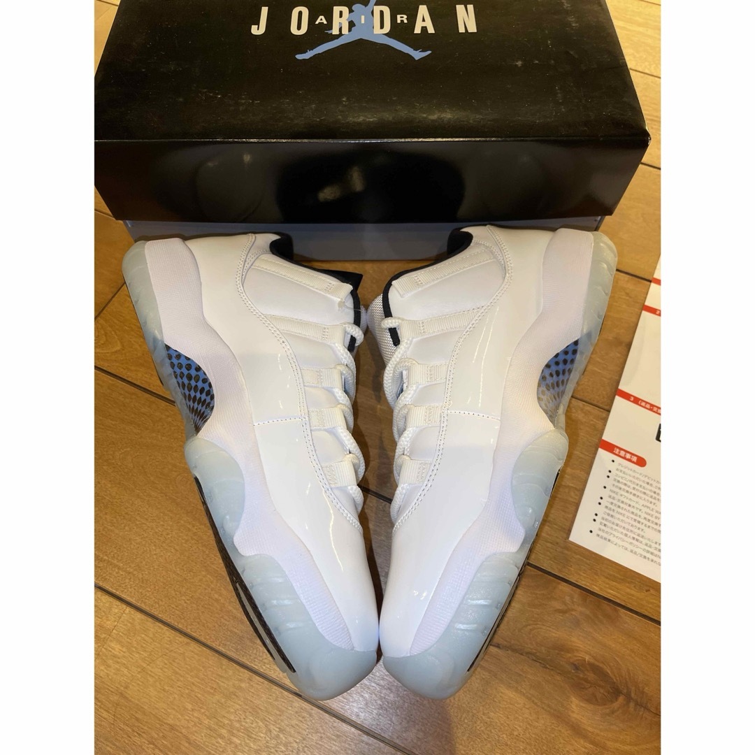 Jordan Brand（NIKE）(ジョーダン)のナイキAIR JORDAN 11 LOW エアジョーダン11レトロ 27.5cm メンズの靴/シューズ(スニーカー)の商品写真