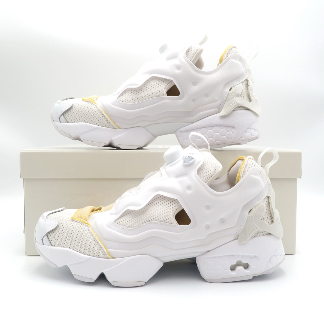 Maison Martin Margiela(マルタンマルジェラ)の未使用　Maison Margiela Reebok InstapumpFury メンズの靴/シューズ(スニーカー)の商品写真