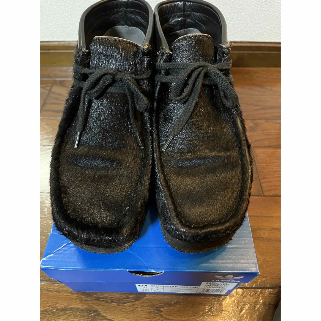 Clarks(クラークス)のクラークス　ヘアーオンワラビー メンズの靴/シューズ(その他)の商品写真