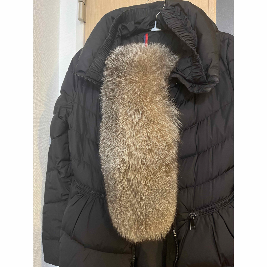 MONCLER(モンクレール)のモンクレール　ダウン　レディース レディースのジャケット/アウター(ダウンコート)の商品写真