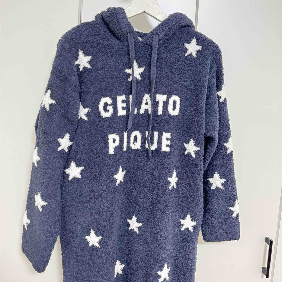 gelato pique(ジェラートピケ)の⭐︎美品⭐︎ジェラートピケ  'パウダー'スタージャガードフードドレス レディースのルームウェア/パジャマ(ルームウェア)の商品写真