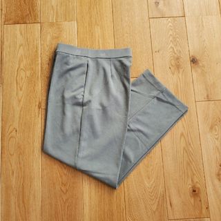 ユニクロ(UNIQLO)の【専用】ストレッチダブルフェイスストレートパンツ　Lサイズ(カジュアルパンツ)