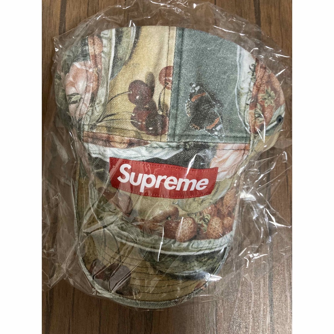 Supreme(シュプリーム)のstrawberries camp cap supreme メンズの帽子(キャップ)の商品写真