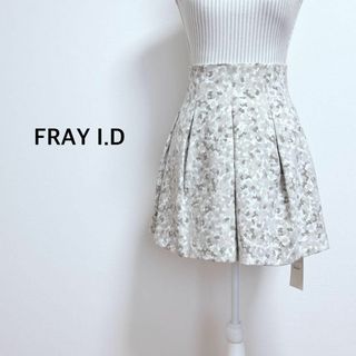 フレイアイディー(FRAY I.D)のFRAY I.D ミニスカート　フレア　総柄【0】バックジップ(ミニスカート)