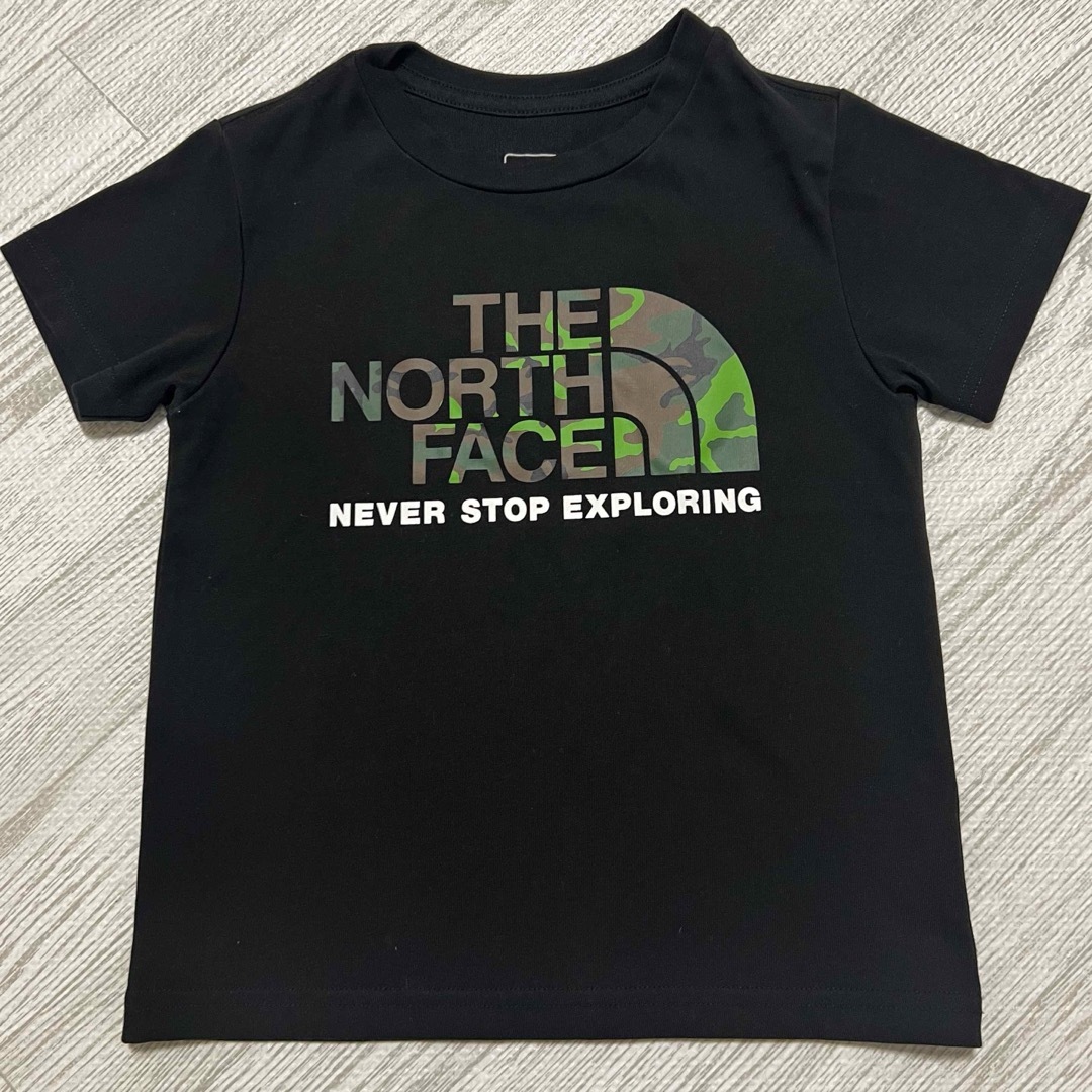 THE NORTH FACE(ザノースフェイス)のノースフェイス　Tシャツ キッズ　110cm THE NORTH FACE キッズ/ベビー/マタニティのキッズ服男の子用(90cm~)(Tシャツ/カットソー)の商品写真