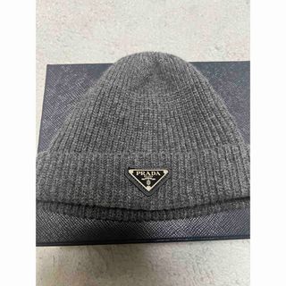 PRADA(ニット帽/ビーニー)のフリマアイテム一覧 PRADA(ニット帽/ビーニー)のフリマアイテム一覧