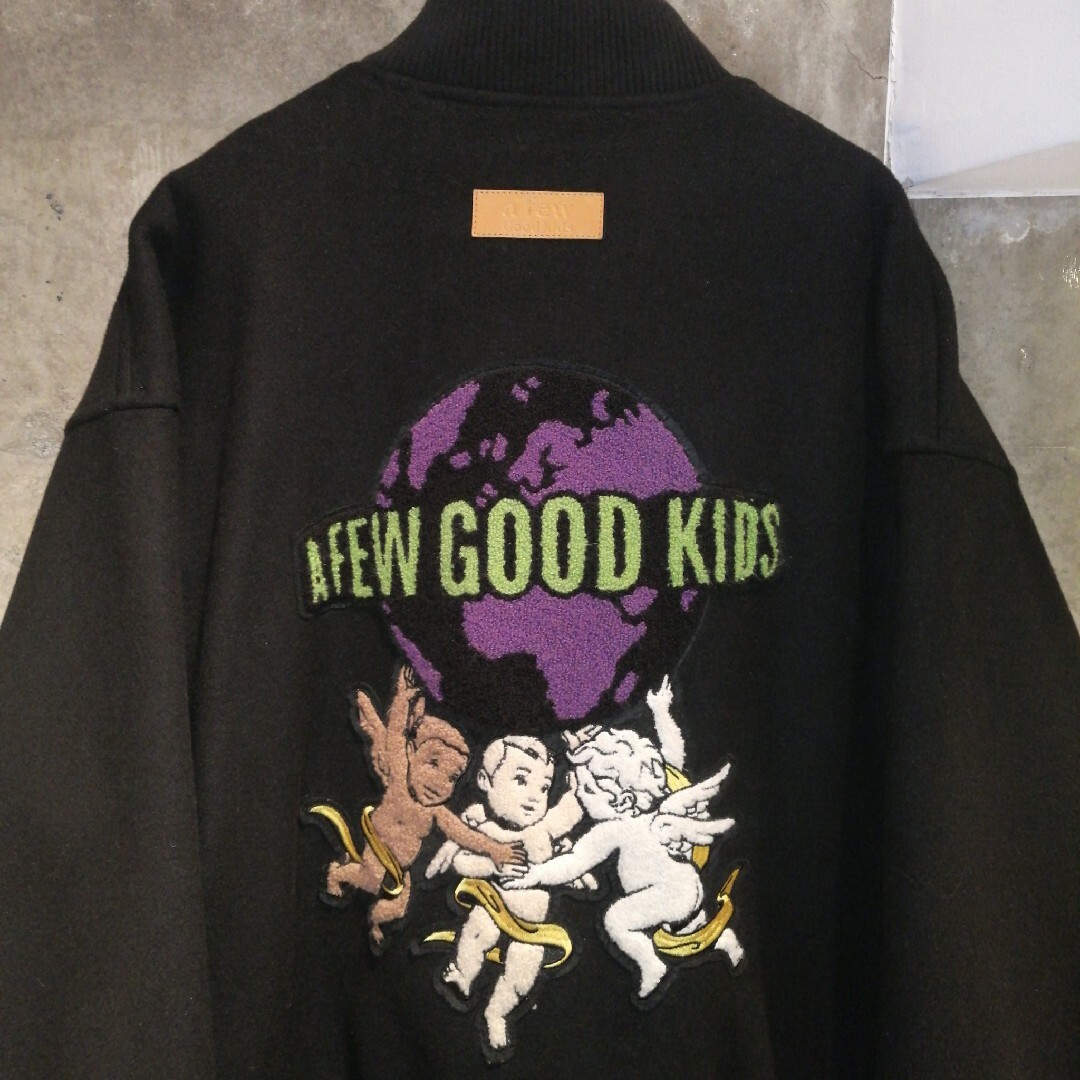 【Lサイズ　エンジェルワッペン】A few good kidsスタジャン　韓国 メンズのジャケット/アウター(スタジャン)の商品写真