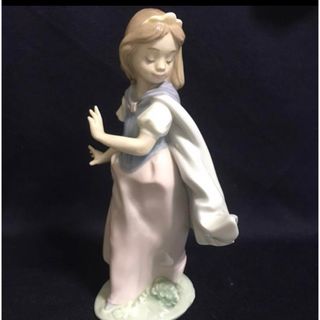 LLADRO リヤドロ リアドロ  ヤングプリンセス(置物)