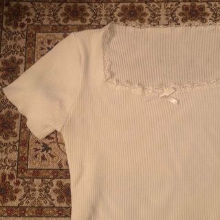 ティティアンドコー(titty&co)のtitty&co knit tops🎀(カットソー(半袖/袖なし))