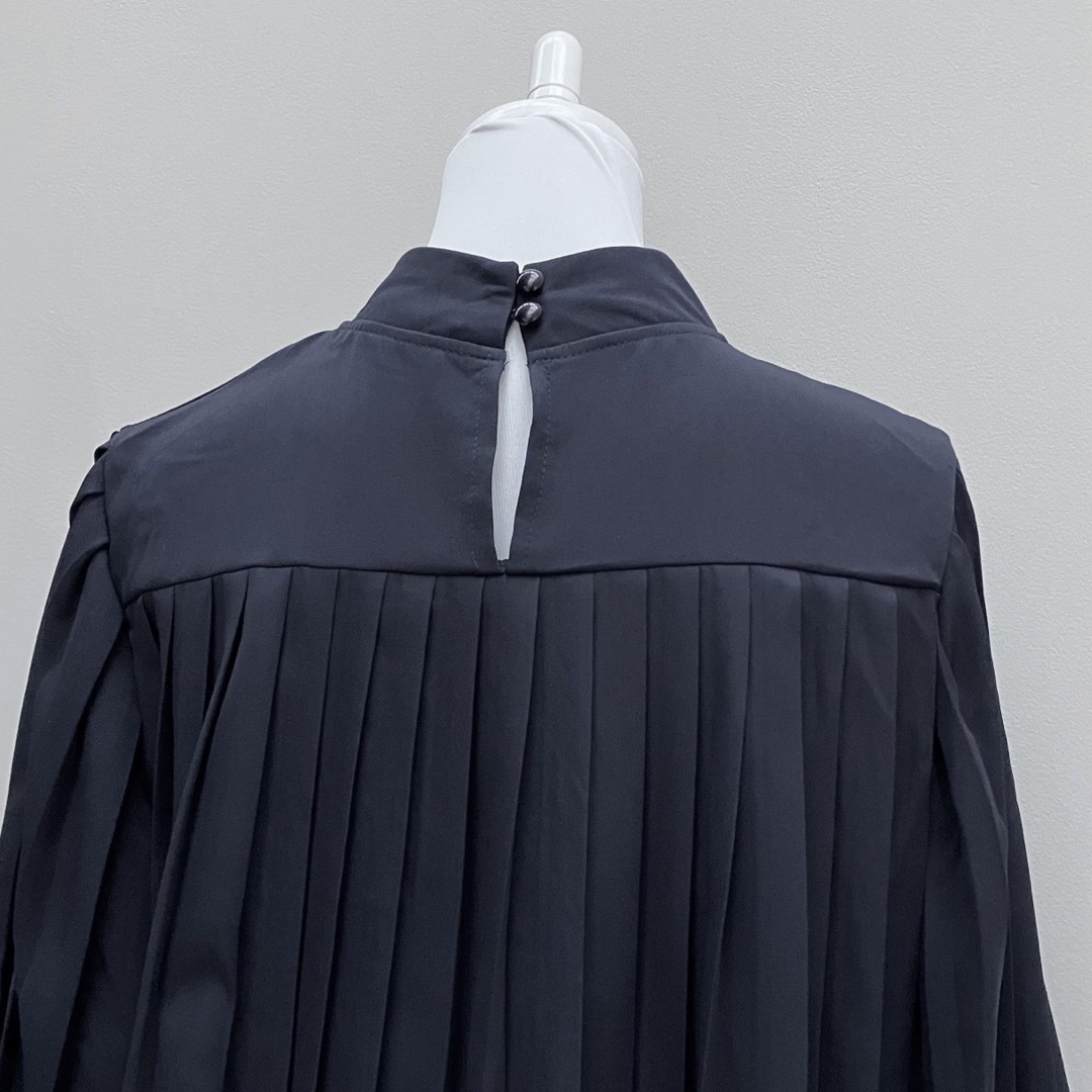 ブラック M プリーツ セットアップ パンツスーツ セレモニー 新品 ママ  レディースのフォーマル/ドレス(スーツ)の商品写真