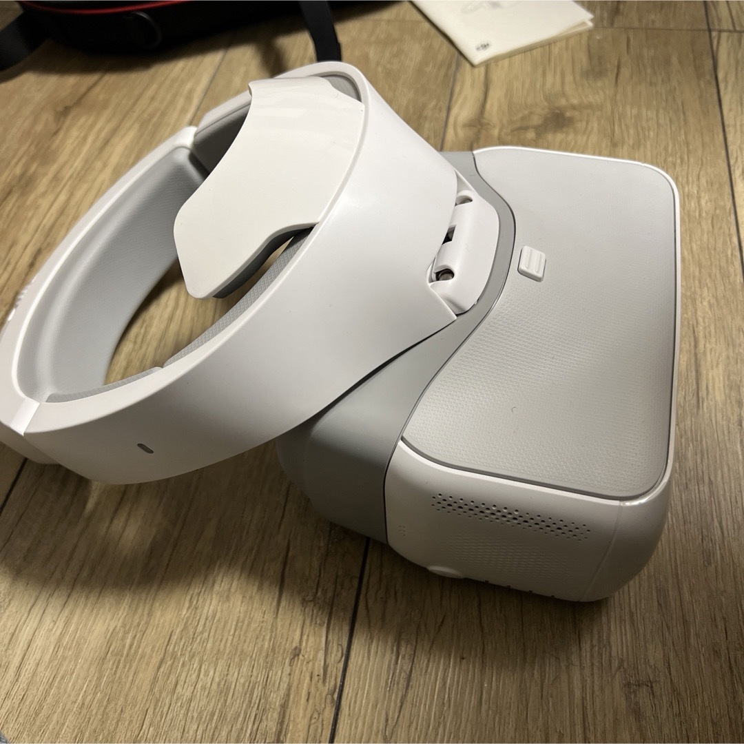 Inspire（DJI）(インスパイア)のDJI GOGGLES エンタメ/ホビーのおもちゃ/ぬいぐるみ(ホビーラジコン)の商品写真