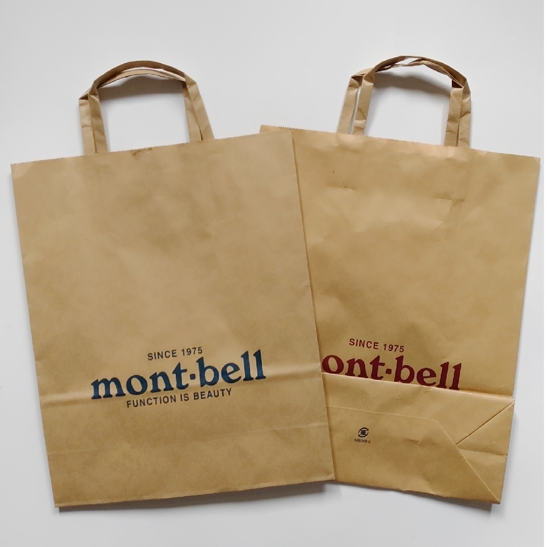 mont bell(モンベル)の未使用　モンベル　mont-bell　ショップ袋　２点セット　まとめ売り レディースのバッグ(ショップ袋)の商品写真