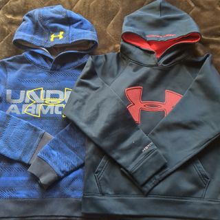 アンダーアーマー(UNDER ARMOUR)のアンダーアーマー☆裏起毛素材パーカー　YSM 130 2点セット　②(その他)