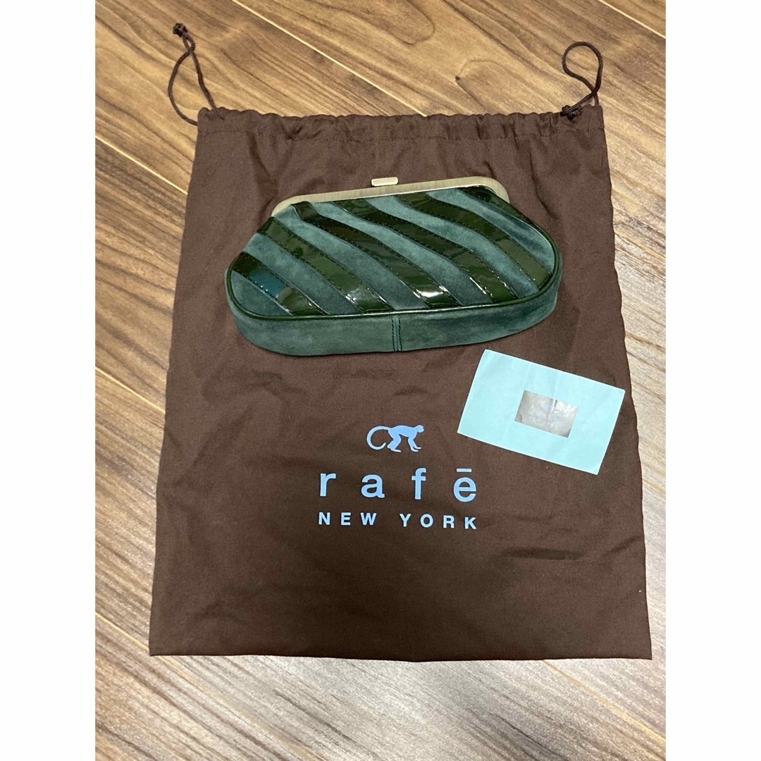 rafē NEWYORK（rafe NEWYORK）(ラフェニューヨーク)のRafe New York クラッチバッグ　グリーン　エナメル×スエード レディースのバッグ(クラッチバッグ)の商品写真