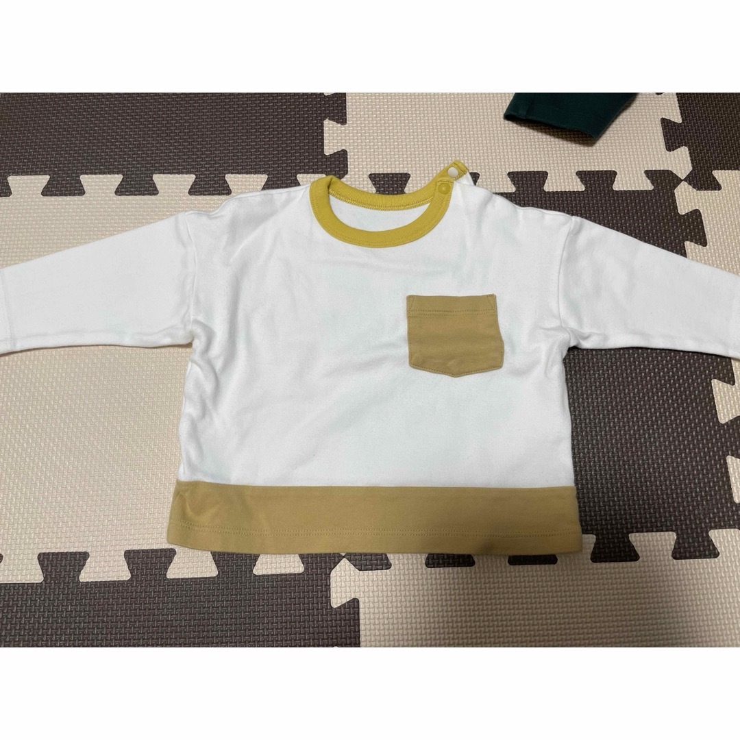 UNIQLO(ユニクロ)のサイズ80  ユニクロ　長袖　カットソー　Tシャツ　3枚セット キッズ/ベビー/マタニティのベビー服(~85cm)(シャツ/カットソー)の商品写真