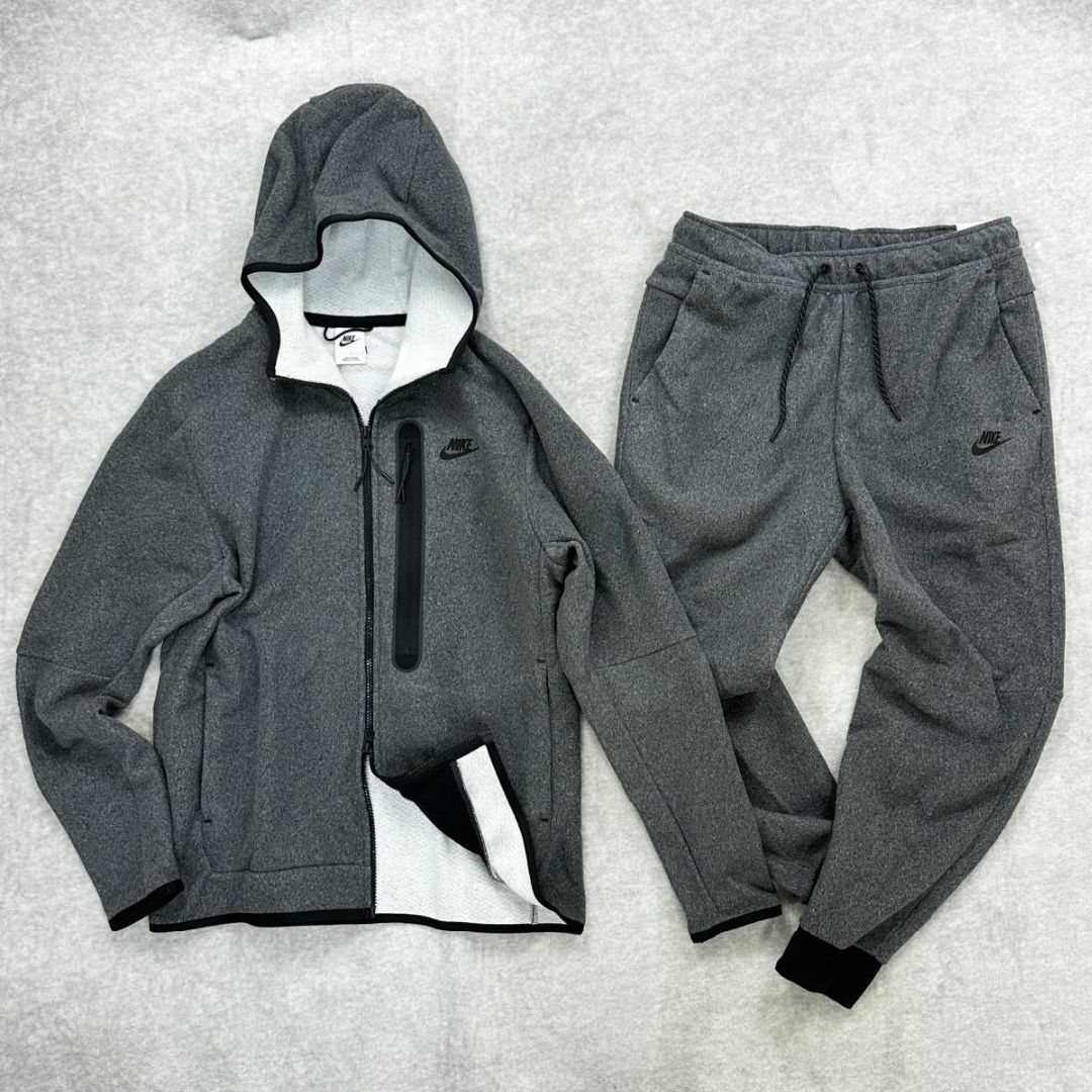 定3.4万 新品 NIKE XLサイズ テックフリース セットアップ 定3.4万 新品 NIKE XLサイズ テックフリース セットアップ