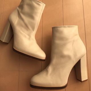 ザラ(ZARA)のZARAのブーツ(ブーツ)