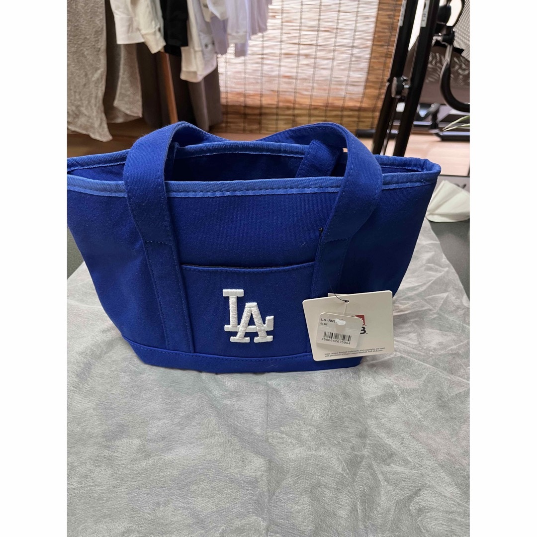 MLB(メジャーリーグベースボール)の新品　ドジャースミニバック レディースのバッグ(トートバッグ)の商品写真