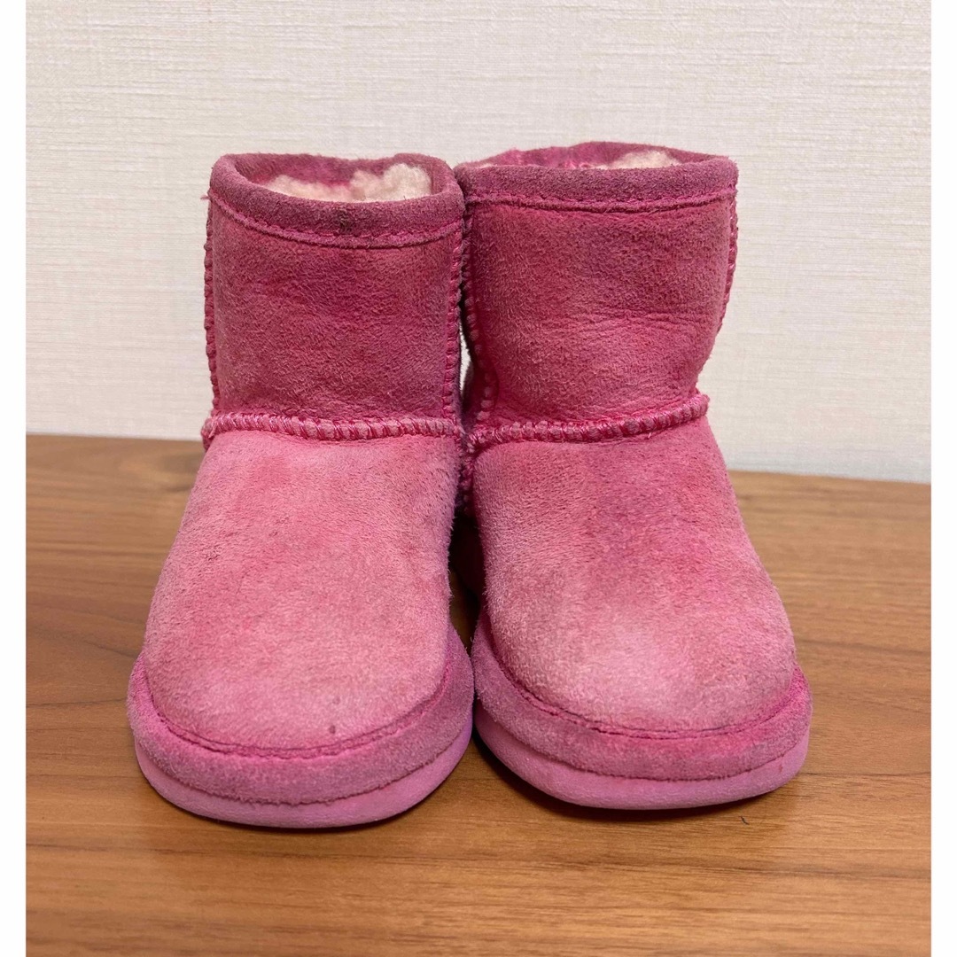 UGG AUSTRALIA(アグオーストラリア)のUGG ムートンブーツ　13cm〜14cm ピンク色 キッズ/ベビー/マタニティのベビー靴/シューズ(~14cm)(ブーツ)の商品写真