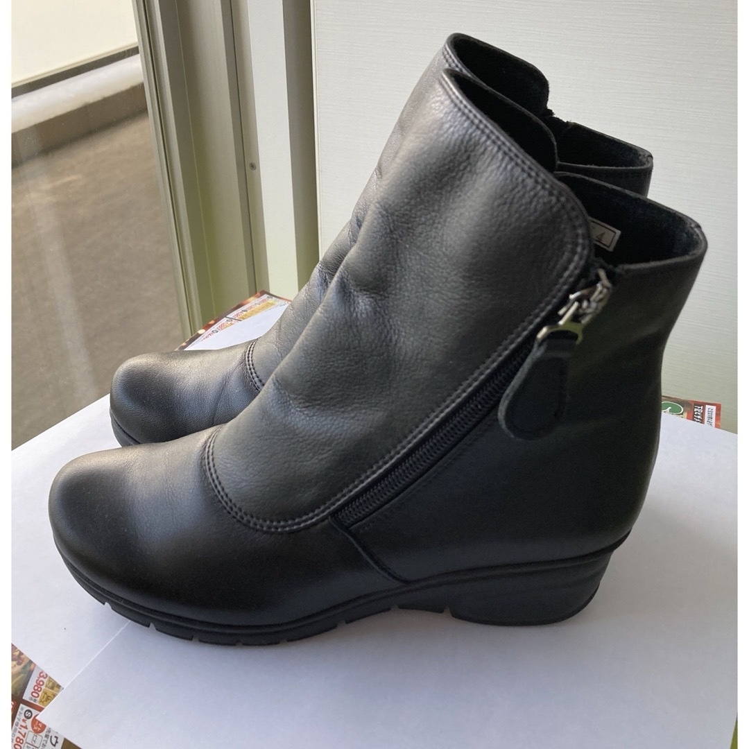 【モトキミ様専用】ブーツ　レディース　牛革 レディースの靴/シューズ(ブーツ)の商品写真