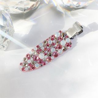 スワロフスキー(SWAROVSKI)のマペペ 前髪クリップ スワロフスキーデコ ピンク ホワイト swarovski(ヘアピン)