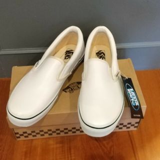 ヴァンズ(VANS)のVANS バンズ スリッポン レザー ホワイト26.5(スリッポン/モカシン)