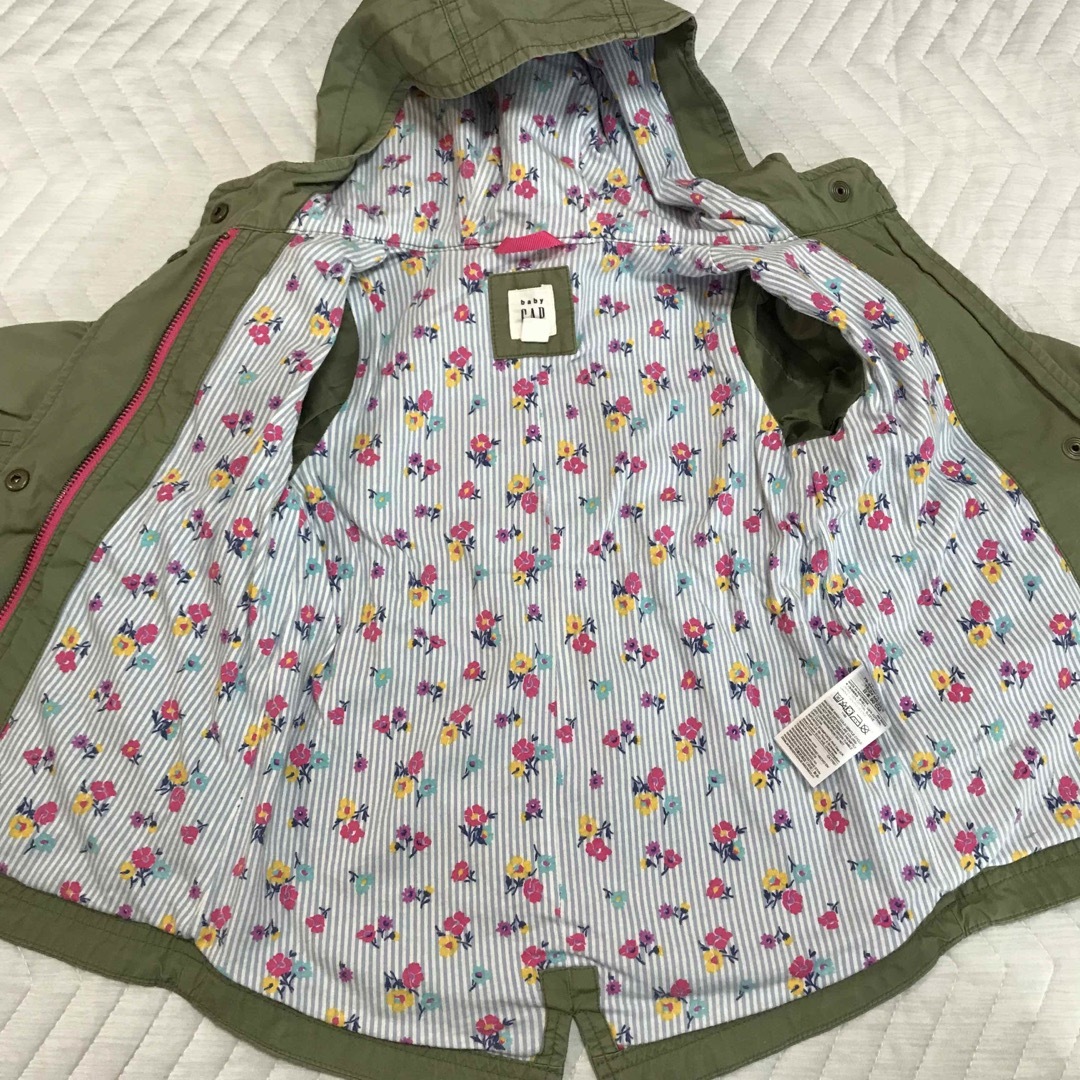 babyGAP(ベビーギャップ)のベビーギャップ　GAP アフター　ジャケット　コート　薄手　90㎝ キッズ/ベビー/マタニティのキッズ服女の子用(90cm~)(ジャケット/上着)の商品写真