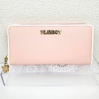 プレイボーイ(PLAYBOY)の未使用 PLAYBOY ☆大容量☆ チャーム付き長財布 シンプル ライトピンク(財布)