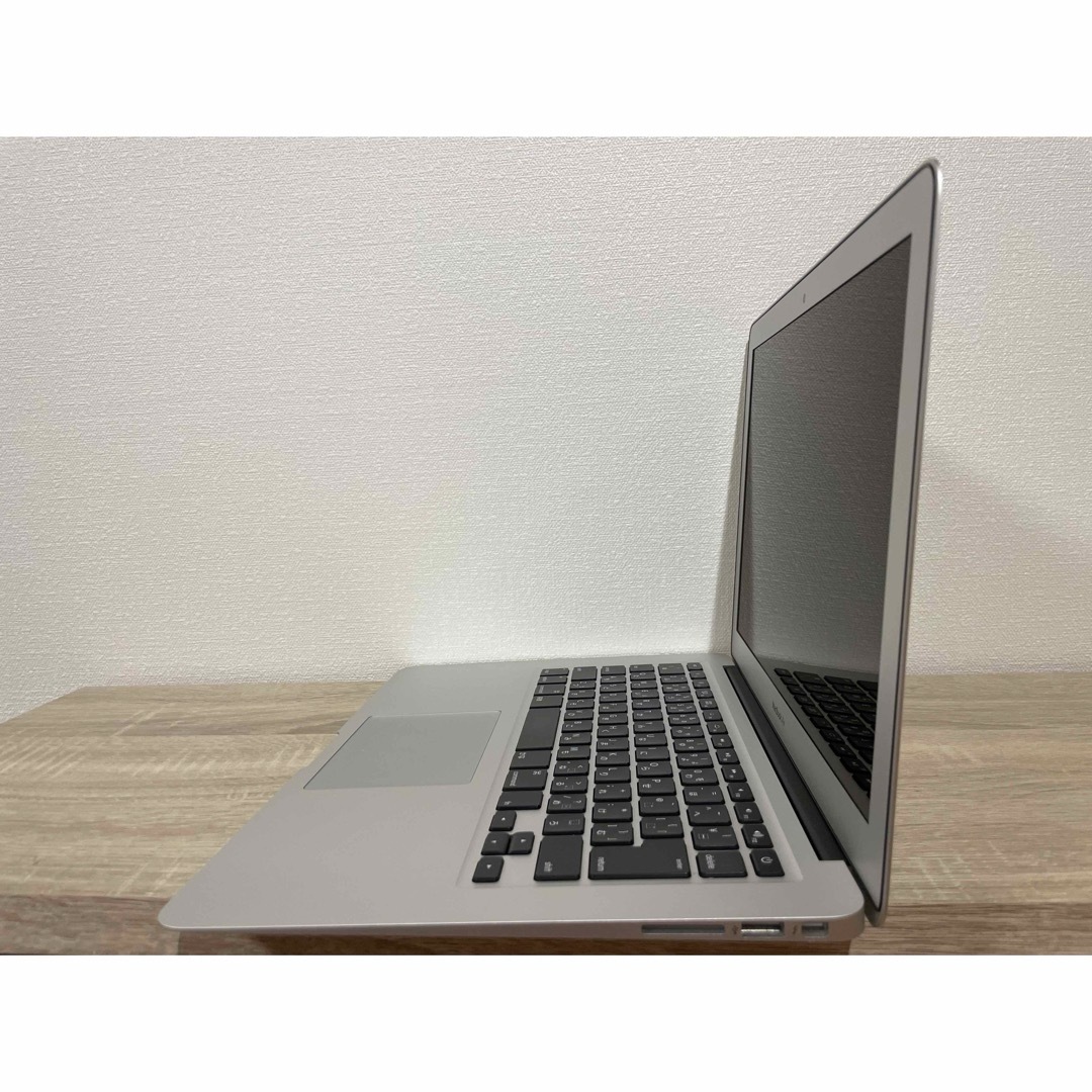 Apple(アップル)のMacBook Air 13.3インチ Core i7 8GB Office付き スマホ/家電/カメラのPC/タブレット(ノートPC)の商品写真