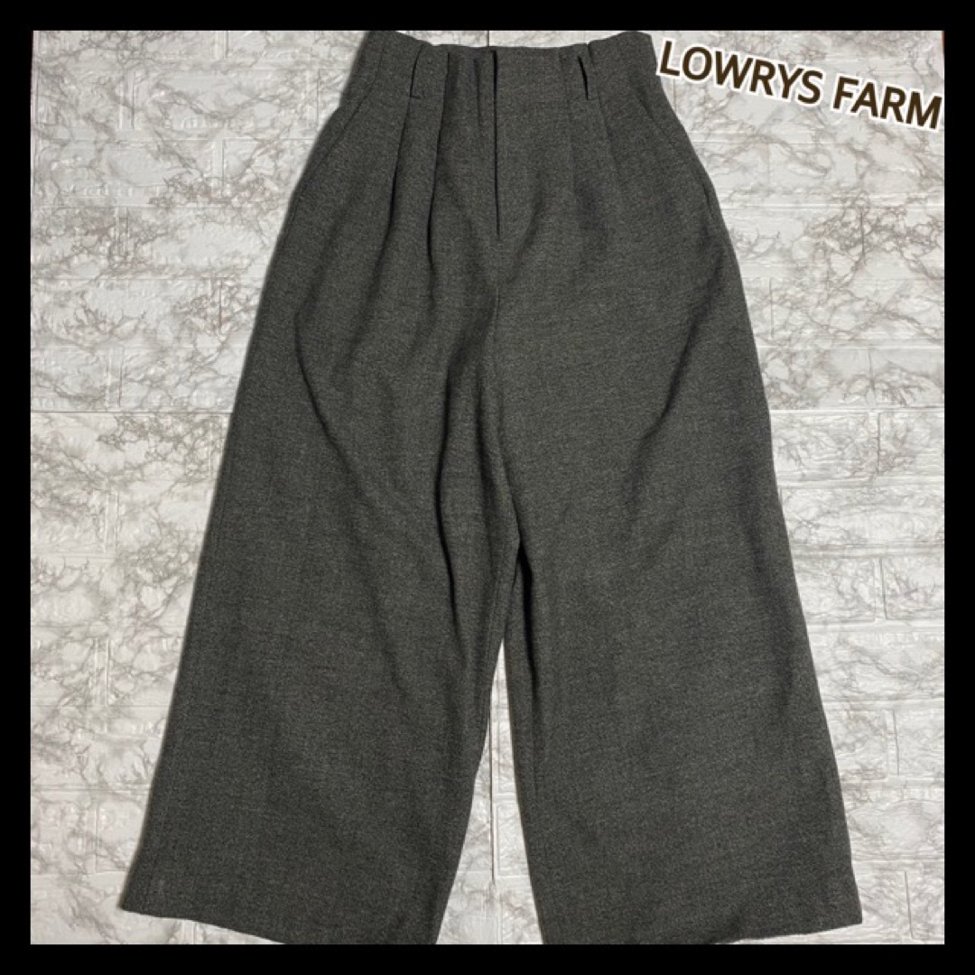 LOWRYS FARM(ローリーズファーム)のレディース パンツ ハイウエスト カジュアル フォーマル グレー 灰色ストレート レディースのパンツ(カジュアルパンツ)の商品写真