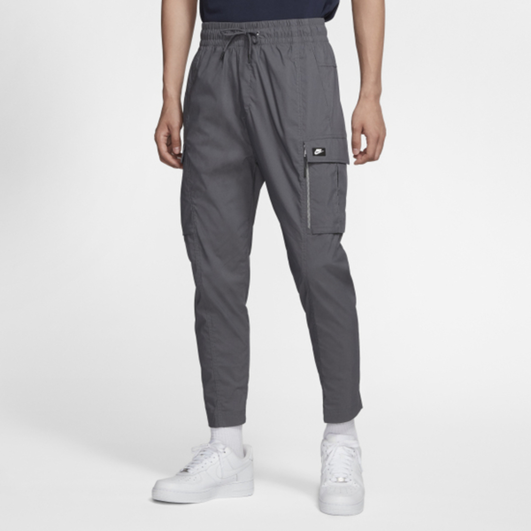 NIKE(ナイキ)のNIKE ナイキ ME Street Cargo Pant ストリート カーゴパンツ BV3128-021 S グレー イージー ボトムス【中古】【NIKE】 メンズのパンツ(ワークパンツ/カーゴパンツ)の商品写真