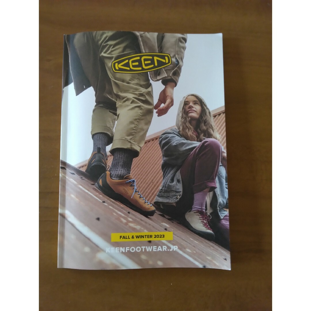 KEEN(キーン)のKEEN 2023年FALL&WINTER カタログ エンタメ/ホビーの雑誌(ファッション)の商品写真