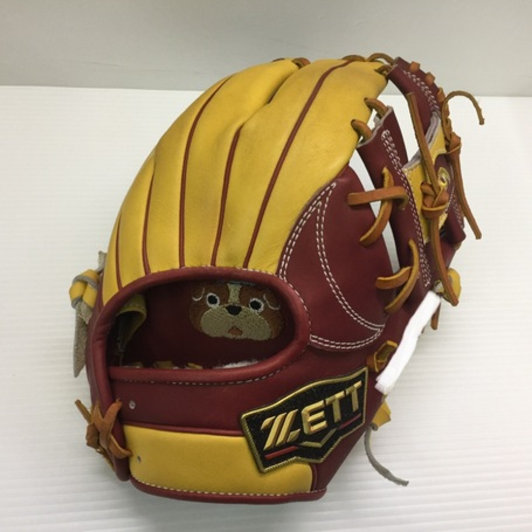 ZETT(ゼット)の中古品 ゼット ZETT プロステイタス 軟式 内野手用オーダーグローブ 刺繍入り 8830 スポーツ/アウトドアの野球(グローブ)の商品写真