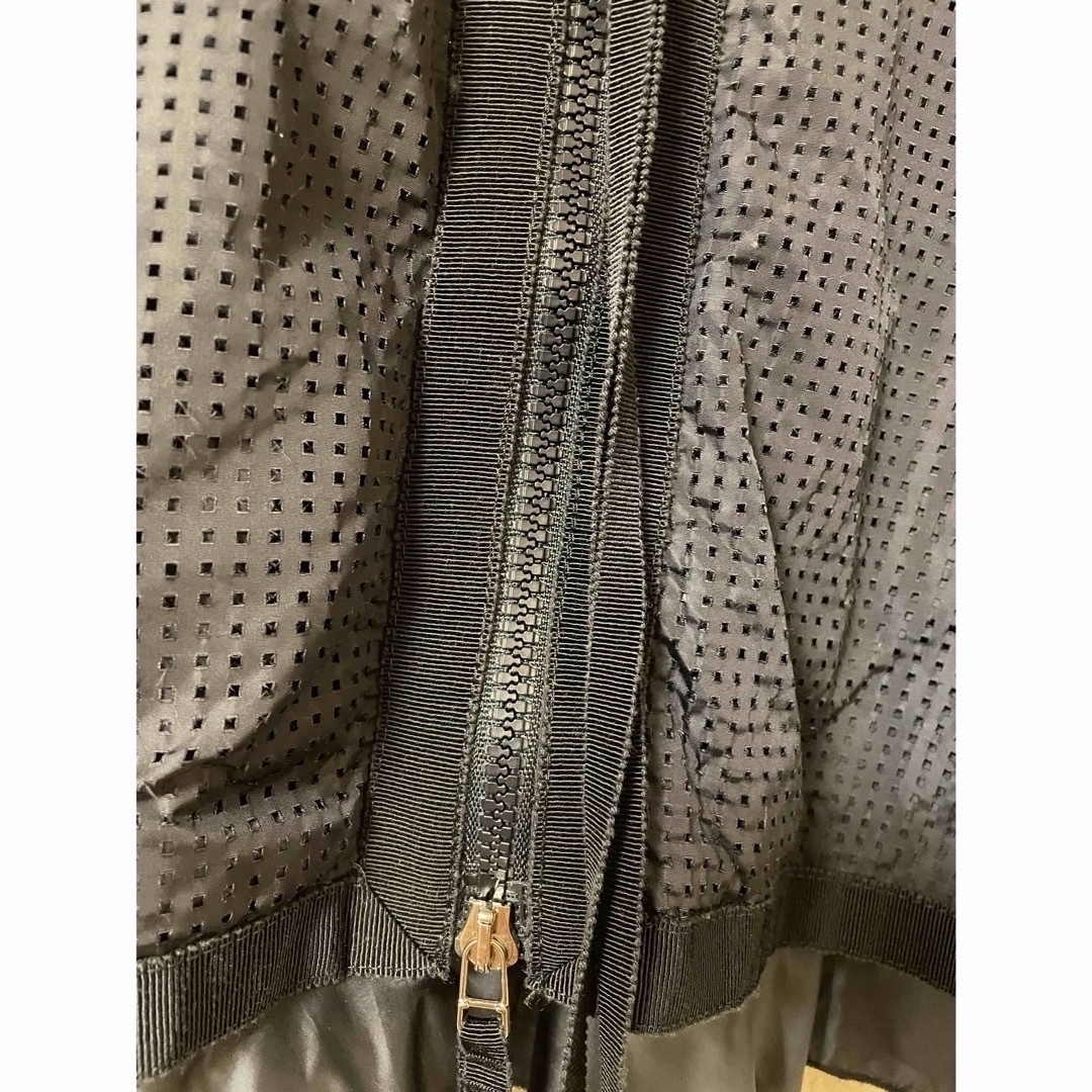 MONCLER(モンクレール)の美品 MONCLER モンクレール ブルゾン ナイロン ジャケット ワッペン レディースのジャケット/アウター(ナイロンジャケット)の商品写真